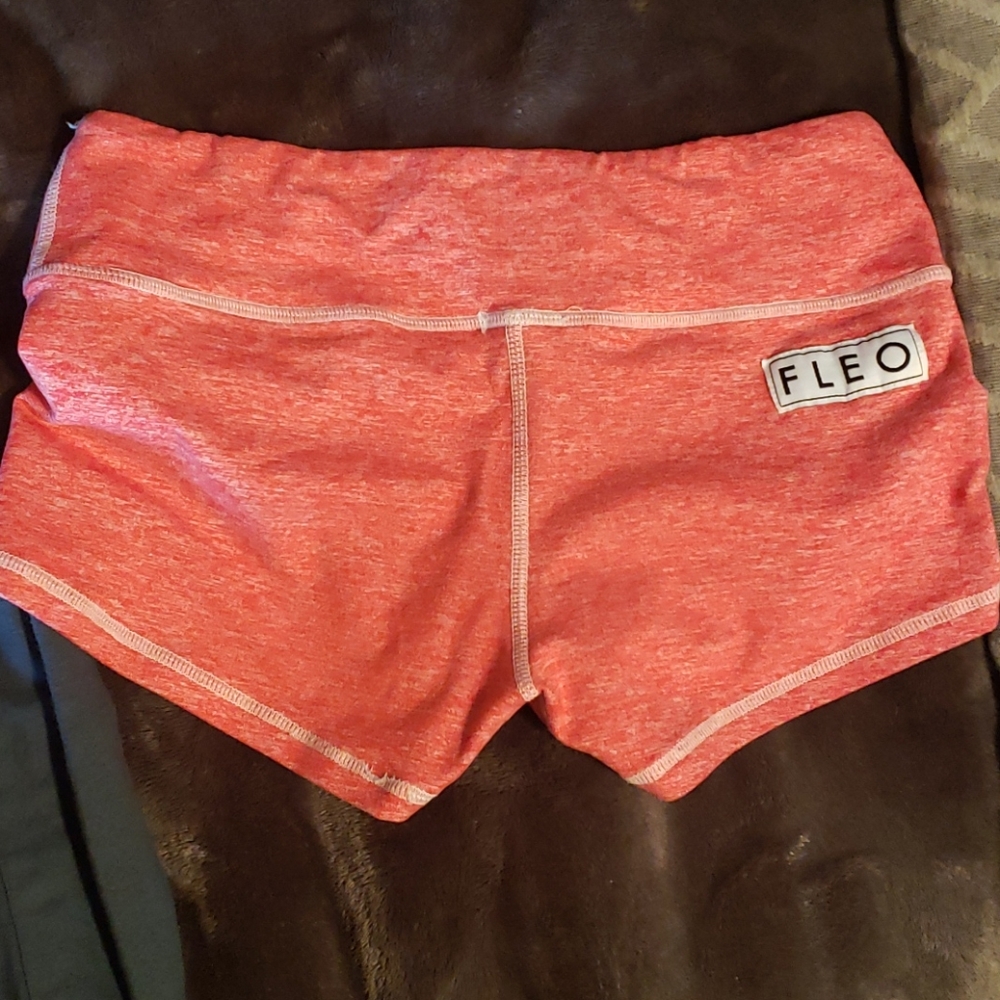 FLEO SHORTS